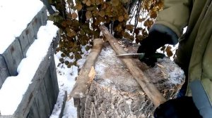 Кизляр Суприм Штурм более хардкорные тесты ножа: рубка, батонинг, тест острия.