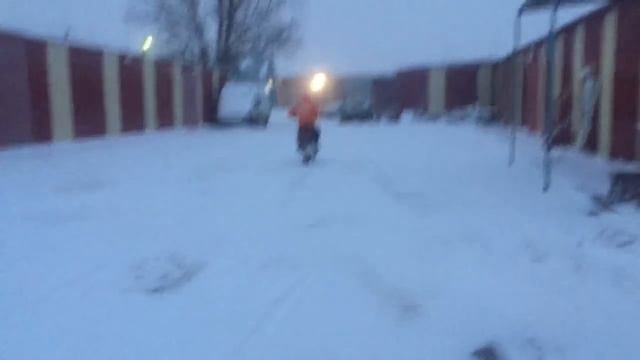 Валяем дурака на Сове в снегопад.