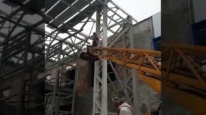 Безвоздушное нанесение огнезащитной краски на металл с помощью окрасочного аппарата #HYVST #shorts