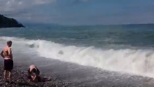 Смельчак. Аджария 2016. После шторма. Море. Счастье!) смотреть онлайн