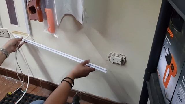 Como instalar un toma corriente de sobreponer VOLTECH смотреть онлайн