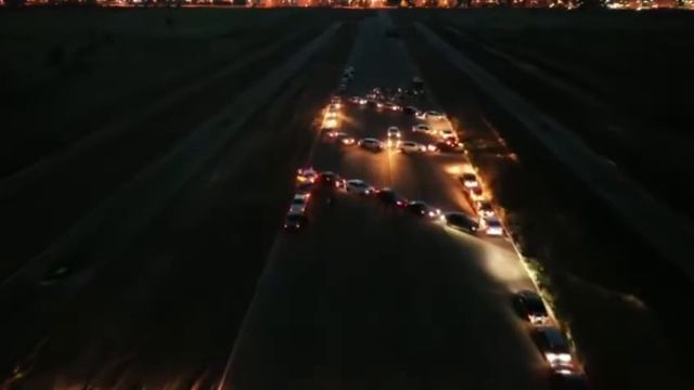 Флешмоб, который видно из космоса устроили жители Волжского смотреть онлайн