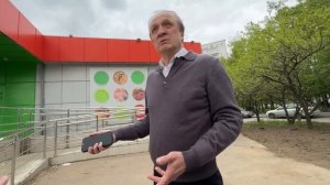 ДИКИЙ КАССИР НЕ ПРОСТИЛ ШКОЛЬНИКУ УКРАДЕННЫЙ СЫРОК