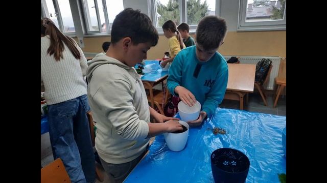 Дан планете Земље, 4/1. ЈУ ОШ "Иво Андрић" Ђулићи смотреть онлайн