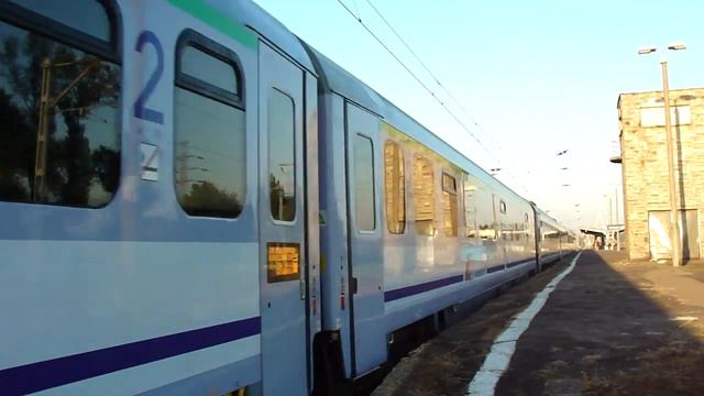 EIC "Neptun" do Gdyni Głównej odjeżdża ze stacji początkowej смотреть онлайн