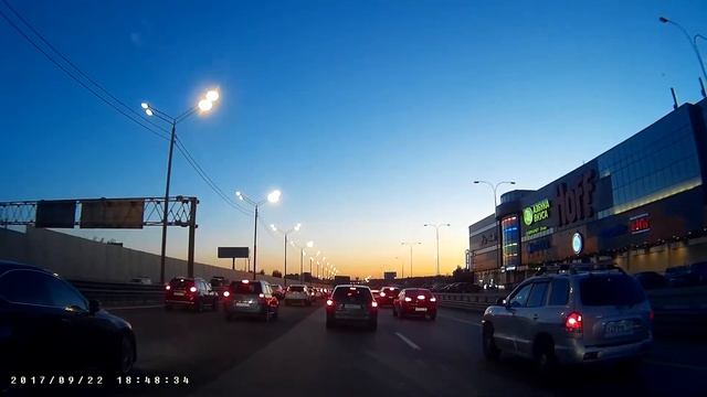 Что-то похожее на НЛО над Новой Ригой 2017-09-22 ч.2 смотреть онлайн