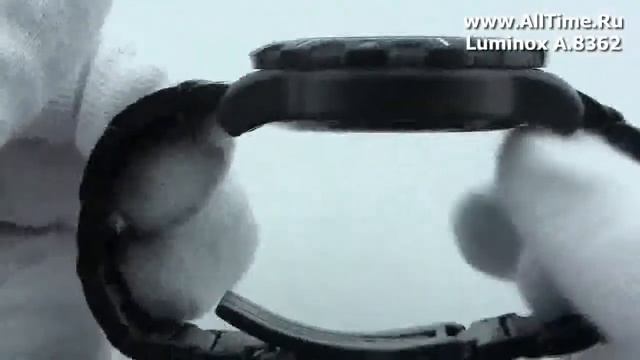 Мужские наручные швейцарские часы Luminox A.8362 смотреть онлайн