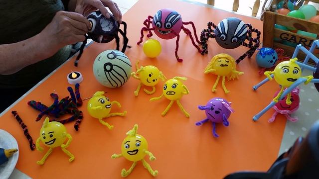 DIY Halloween Emoji`s and scary Spider смотреть онлайн