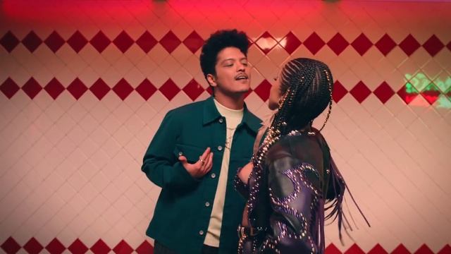Cardi B & Bruno Mars Please Me Official Video ( But In Reverse ) смотреть онлайн