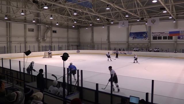 "ДЕРЕВЕНСКОЕ МОЛОЧКО" - "КОСМОС" 28.11.2017. 3 период Чемпионат ЛНХЛ 2017-2018. смотреть онлайн