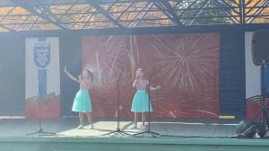 Все мы просто дети. Анна и Алёна Соколовы