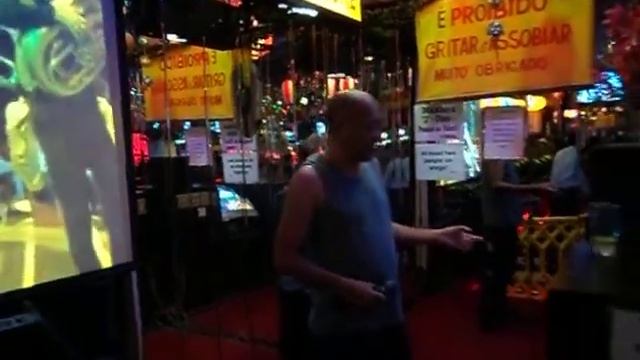 Akira - Chops (AC/DC - Shoot to thrill) смотреть онлайн