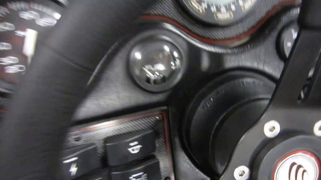 2000 Javelin 19 Renegade FS UB1906 041 смотреть онлайн