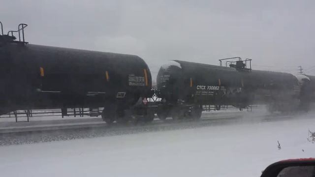 CSX Tanker Train BNSF #5426 Leading..Willoughy, Ohio 1/1/14 смотреть онлайн