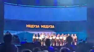 Детский хор перепел песни про налоги, владимирский централ и медузу))) дослушайте до конца