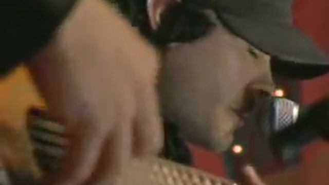 30 seconds to Mars - The Kill (Acoustic) смотреть онлайн