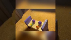 Распаковка игрушек из Пятерочки, игрушки из аппаратов