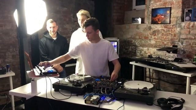 Экзамен в UPPERCUTS DJs Academy