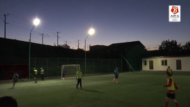 В-Лига (6*6) [19.05.2015] МФК – Сталинградский Двор 6-2 (4-1) смотреть онлайн