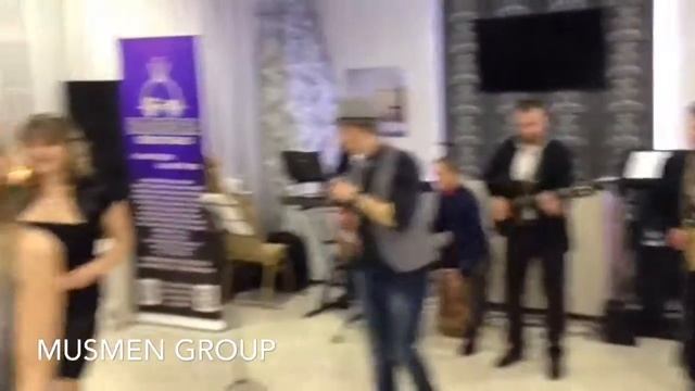 Девушки как звезды, Трава у Дома - MusMen Group смотреть онлайн