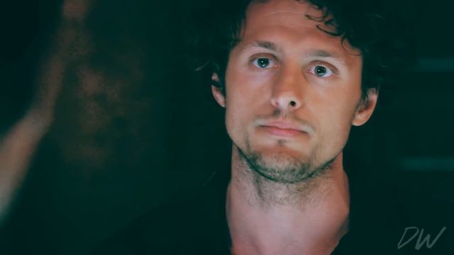 Michael & Alex | Saturn смотреть онлайн