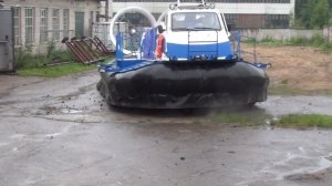 Грузопассажирское СВП Нептун 23. Первые метры.