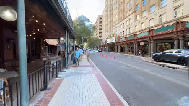 LIVE Walking San Antonio Texas Downtown by San Pedro Creek Culture Park (10-15-22) смотреть онлайн