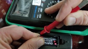 Быстро садятся батарейки . Определение тока разряда .