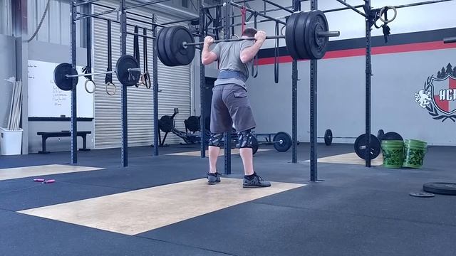 8/27/2017 255 lbs back squat, body weight ~180 lbs смотреть онлайн