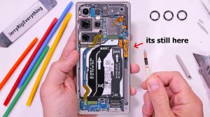 JerryRigEverything: Samsung что-то скрывает, и у меня есть доказательства! Разборка Galaxy S25 Ultra