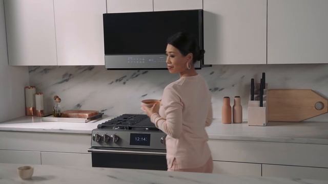 Easy-Clean Interior Microwave смотреть онлайн