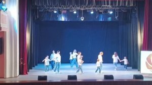 Озорные Великолепные Звезды - Танец для мам