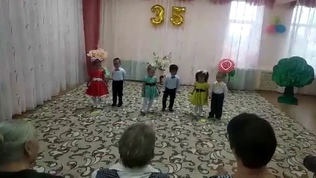 Мальчик со двора 😉 смотреть онлайн