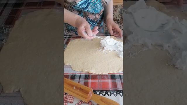 Печенье творожное "Розочки" с безе. Мой вариант. #розочки творожные #творожноепеченье