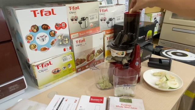 Cách lắp máy ép chậm Kuvings JSG - 641 họng to , ép khoẻ . máy ép cả quả táo luôn/ 0988980986 смотреть онлайн