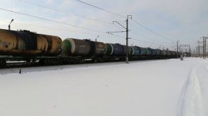 Тепловоз 2ТЭ116-730 с наливным составом.