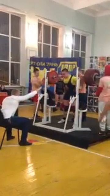 Кубок УГО   юноши , собой вес 95 кг   Присед 240кг смотреть онлайн