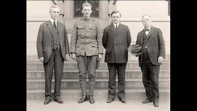 November 11, 2015 J. Sadie Variety Show as broadcast on WKXV смотреть онлайн