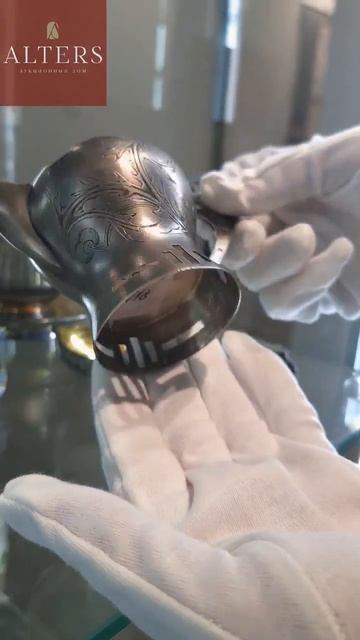 Сливочник серебряный в стиле модерн. Россия XX в.#shorts #антиквариат #винтаж #аукцион #серебро смотреть онлайн