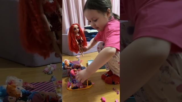 Обзор куклы КРАЙ БЕБИС С КРАСНЫМИ ВОЛОСАМИ❤️ 
Край бебис новая коллекция 
Кукла CRY BABIES