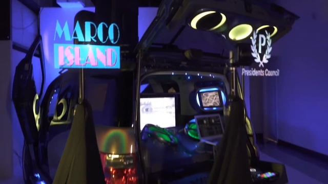 Holographic Display Fan for Events смотреть онлайн