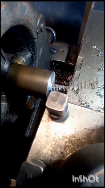 точим в люнете #токарка #metallathe смотреть онлайн