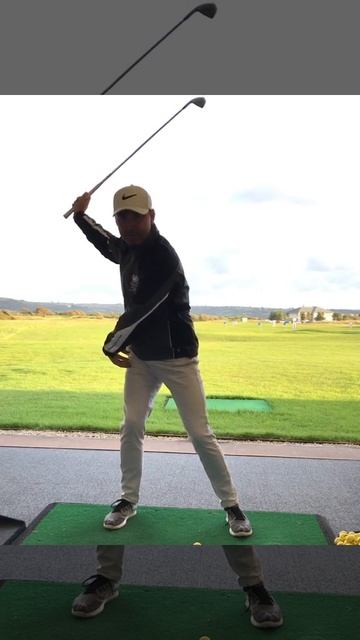 Who struggles with getting their weight moving into the front foot into impact? смотреть онлайн