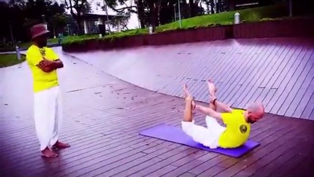 Know your limits. Singapore yoga practice by Kostrikin Aleksandr