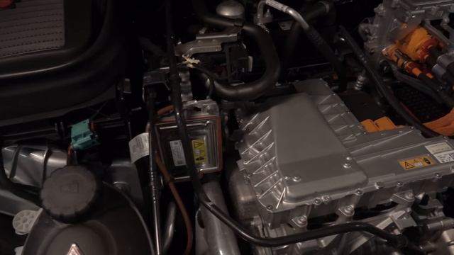 Круче Теслы! Самый редкий внедорожник: Mercedes EQC за 7 млн #ДорогоБогато Их всего три в России?
