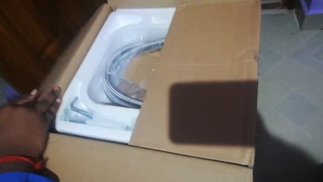 V-guard storage water  geyser 15 liter {Victo Plus model} full unboxing смотреть онлайн