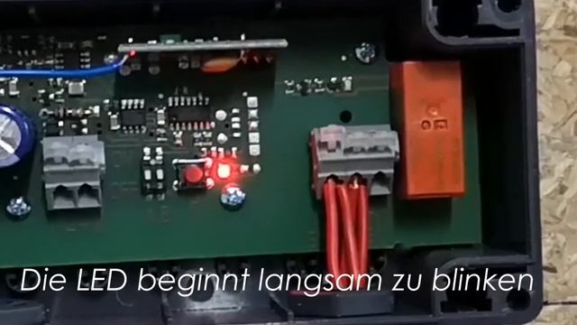 Videoanleitung: Programmieren des MIDO 868 Handsenders am Hörmann Funkempfänger | ATTAS GmbH смотреть онлайн