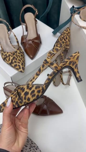 women's leather shoes, individual tailoring #leathershoes #ukraineshoes #anycolor #sandals #fashion