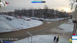 Камера Соликамск (Боровск), Россия, Пермский край | Сamera Solikamsk, Russia with bird feeder