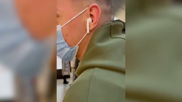 😎ЛЬОЛІК З АНДРІЙКОМ ШУКАЮТЬ ПОДАРОК НАЗАРУ/АЛЕ МОЦНУ ШТУКУ КУПИЛИ/ЛІЛЬКО ПОТРАТИВ ВСЮ ПЕНСІЮ смотреть онлайн